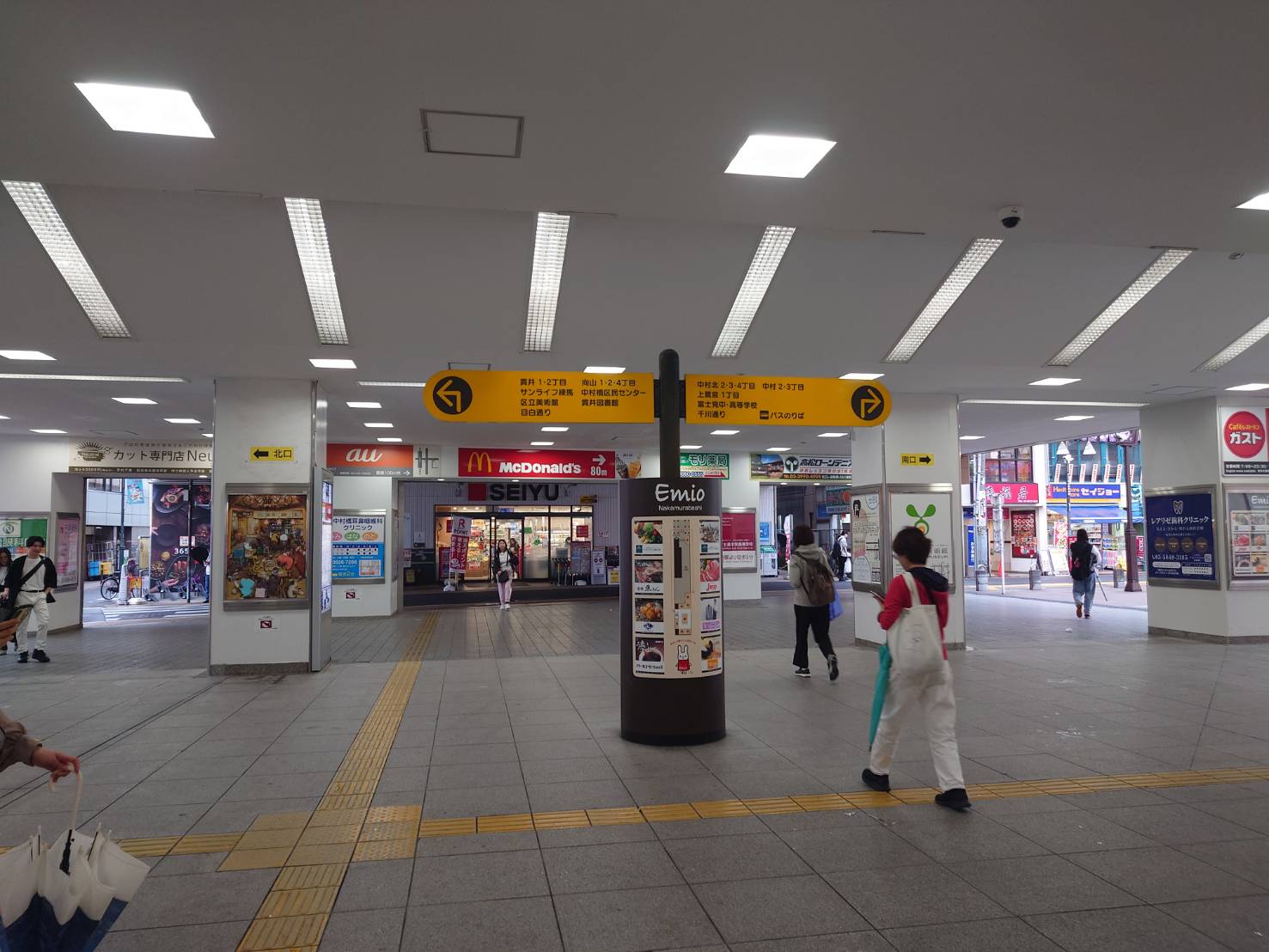 中村橋駅改札前の風景です
